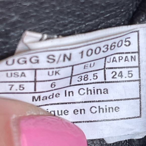 UGG Black Leather Studded Mid-Calf Boots Shearling Lined Innersole Woman's 7.5 - Picture 9 of 14